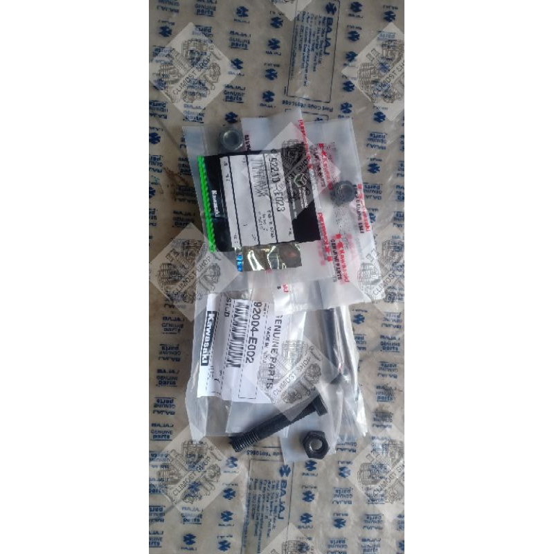 MUR BAUT NAP GEAR 200NS NUT BOLT DUDUKAN NAP GEAR BELAKANG KAWASAKI PULSAR 200NS BUAT MUR NAP GEAR B