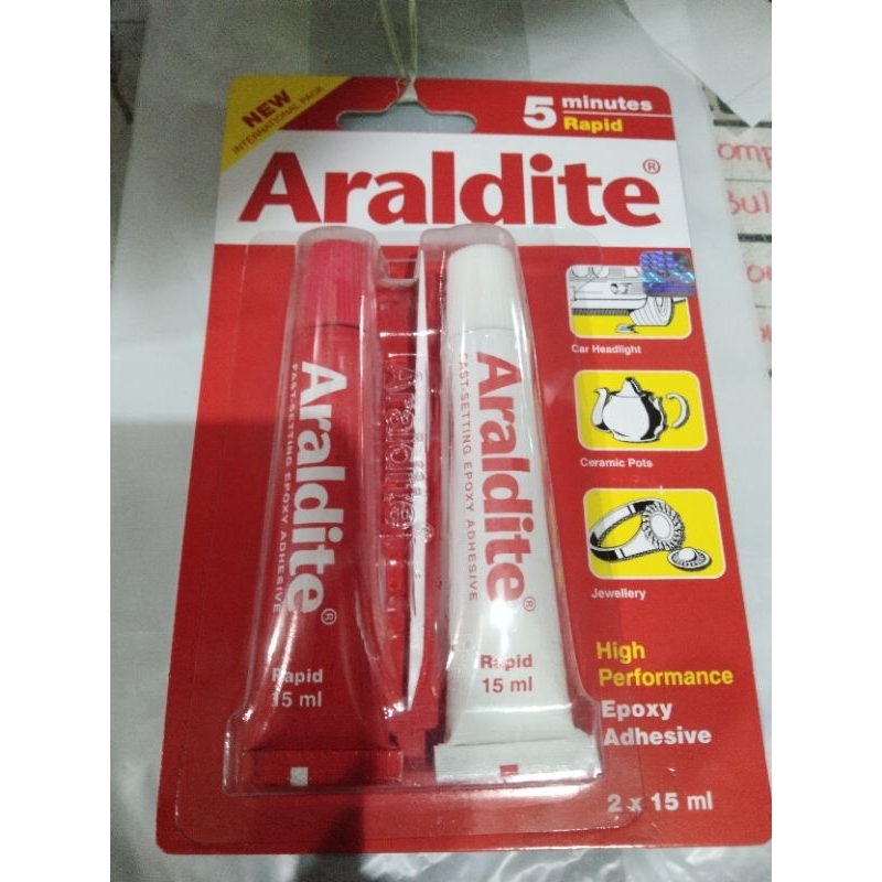 

LEM ARALDITE 5 MENIT 15ML 2 x 15ML kemasan baru