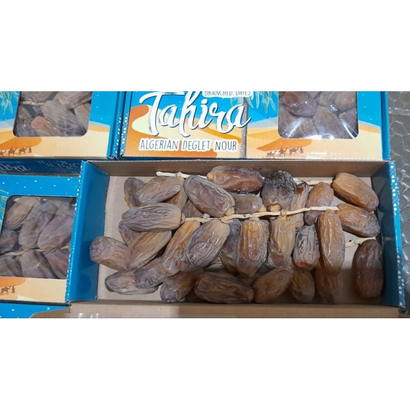 

Kurma Tahira Tangkai 400 gram