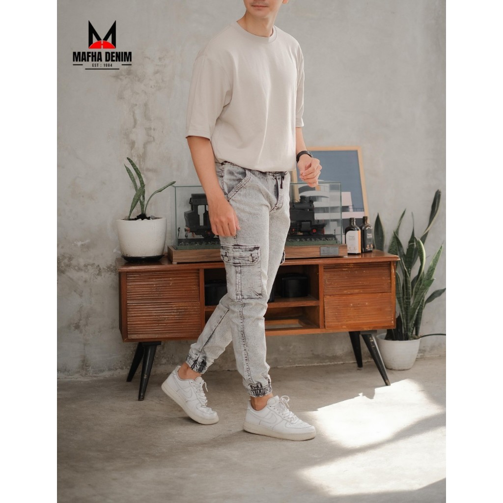 hasannahClht.Com Cargo Jeans Pria Original Denim Elastis Jogger Denim warna Gray Sandwash X Cmjee