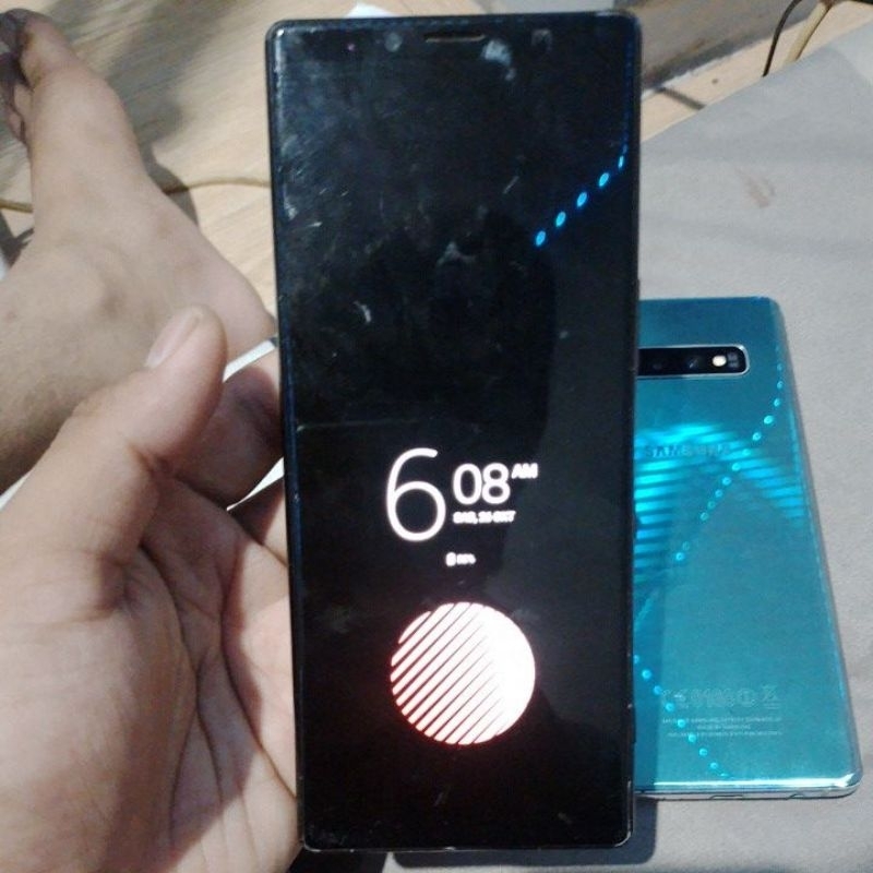 Sony Xperia 1 Minus.