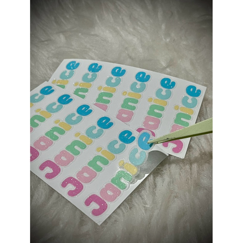 

Stiker nama glitter