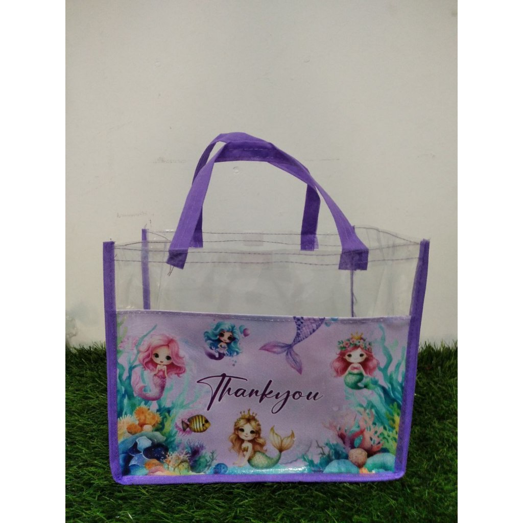 

Tas tasyakuran aqiqah/tas berkat/tas tedak siten/muat bento uk. 25x18x20/tas souvenier ulang tahun