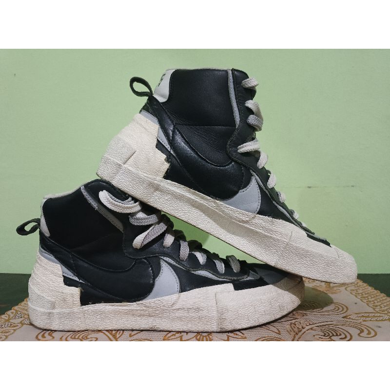 sacai mid black