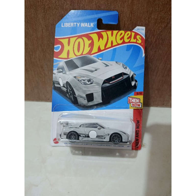 Hot Wheels LB Silhouette Works GT Nissan 35GT RR