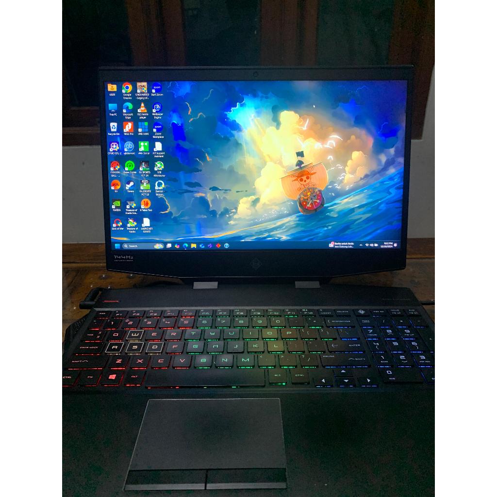 Laptop Gaming HP Omen 15 DH0105TX (RTX 2060)