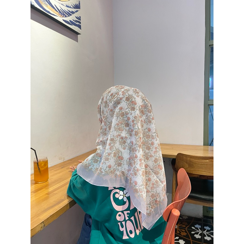 kitabeliin | READYSTOCK TUDUNG ZOE ARISSA