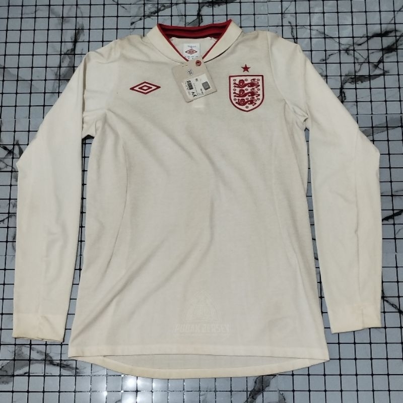 Jersey England Home 2012 Long Sleeve Size 38 (72cm x 50cm) BNWT