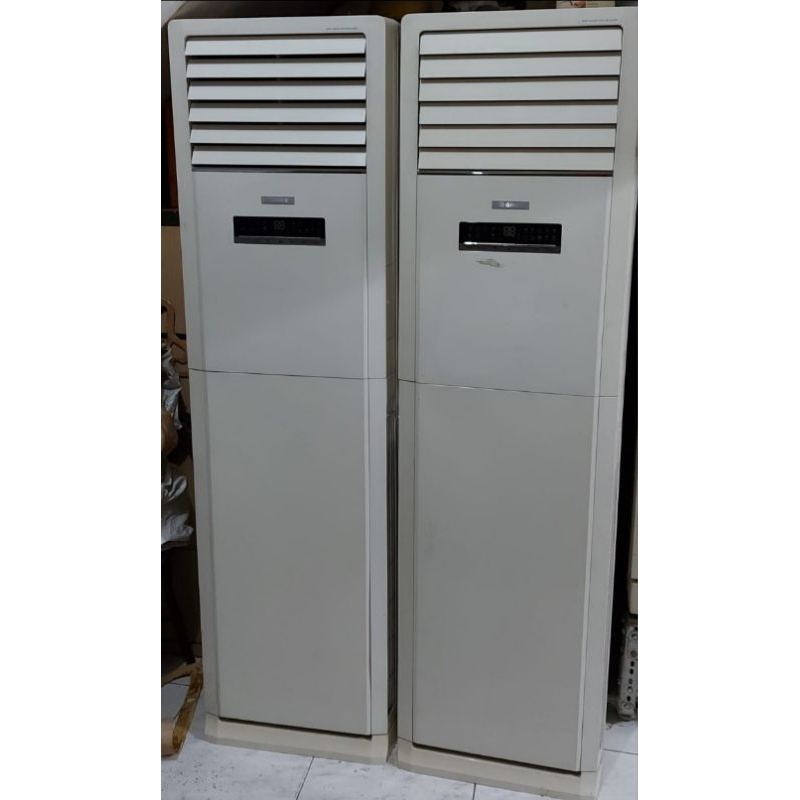 Gree AC Standing Floor 2pk kondisi 85% orisinil.