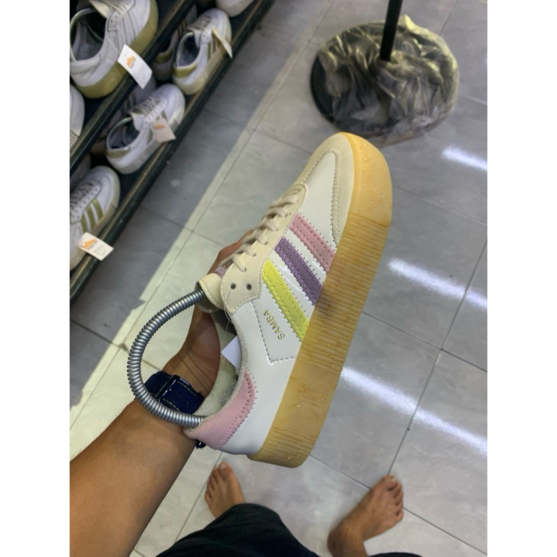 Adidas sambarose