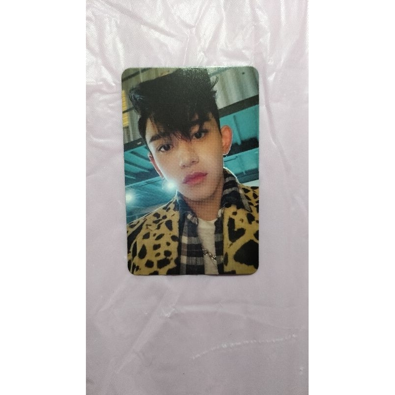 official photocard (pc) lucas hitchhiker ver