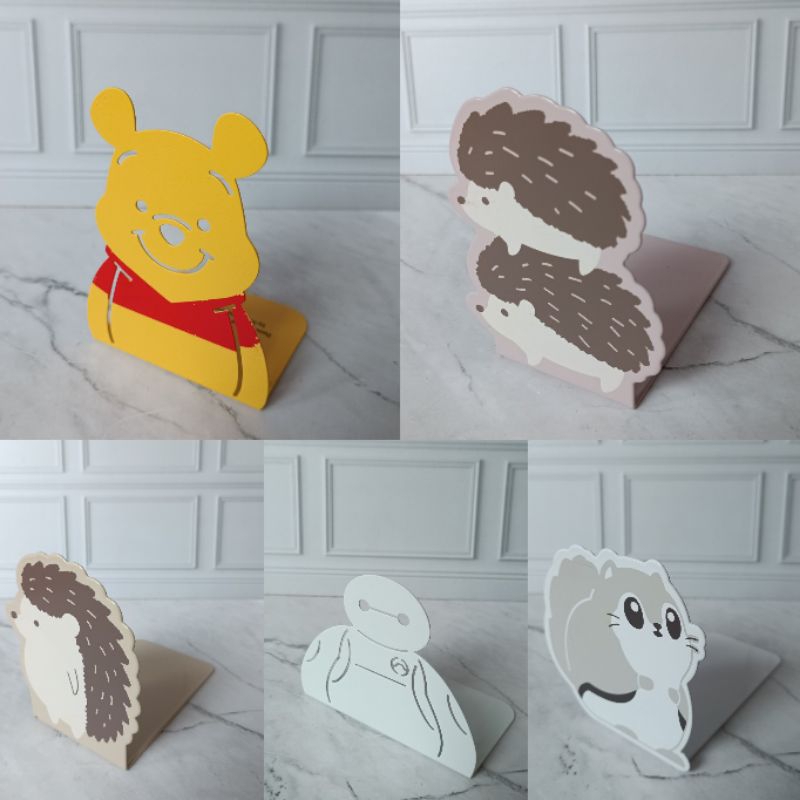 

Seria Daiso Watts Japan - Book Stand Pembatas Buku Besi