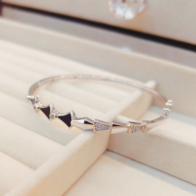 gelang Bangle mas putih white gold