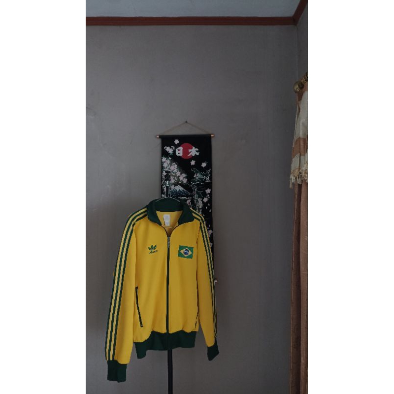 tracktop Adidas Brazil