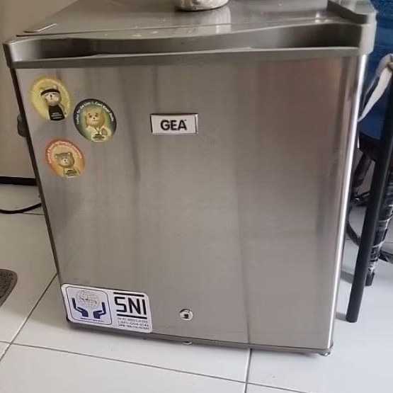 Jual Kulkas Bekas GEA Mini Kulkas anak Kos