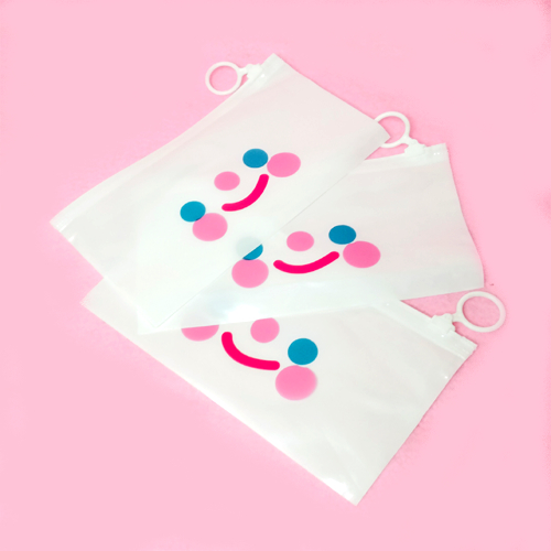 

TEMPAT PENSIL PULPEN COSMETIK ZIPLOCK PUTIH TRANSPRAN MOTIF LUCU