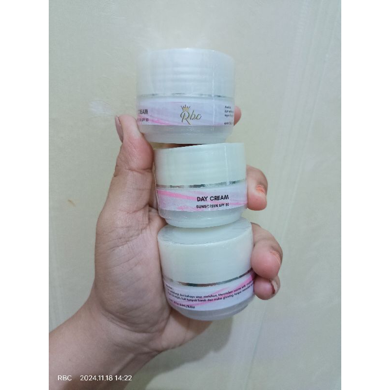 RBC day cream efek glowing