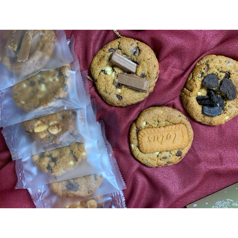 

Cookies Hampers Natal /Imlek /Lebaran hadiah bingkisan anak Cookies anak