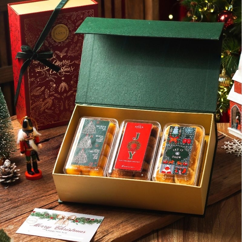 

Noel Box Hampers Christmas / Hampers Makanan / Hampers Kue Kering Natal