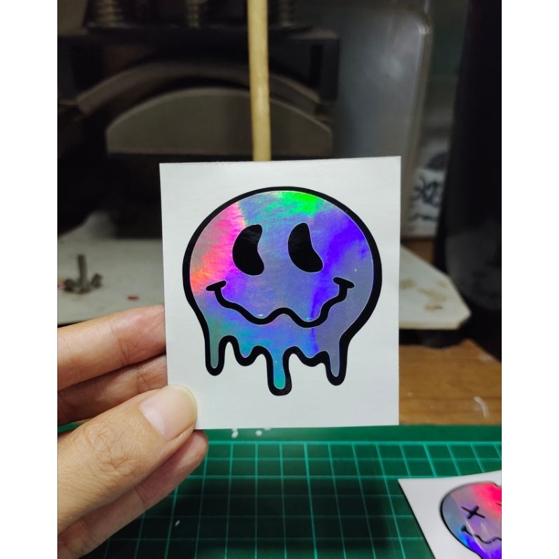 

stiker cutting emot senyum 1 sticker murah keren
