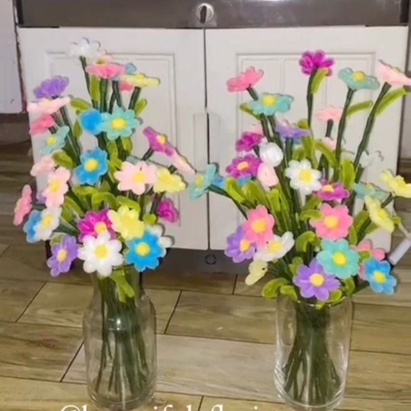 bunga kecil kecil, bunga hias, bunga kawat bulu