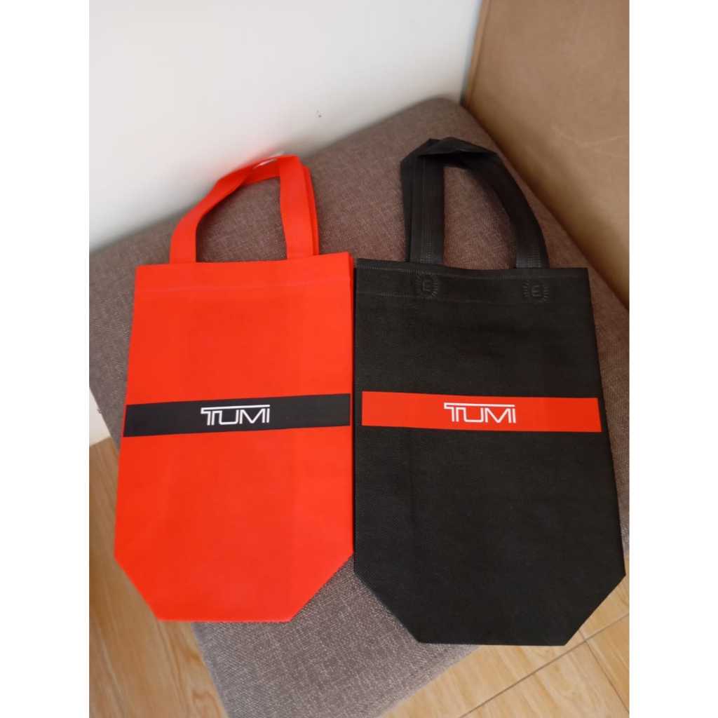 

Goodie Bag Handle Box Tas Kain Spunbond Pelengkap Ikat Pinggang