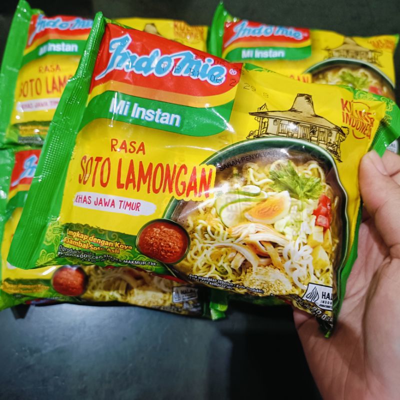 

Khas Jawa Timur Indomie kuah rasa Soto Lamongan