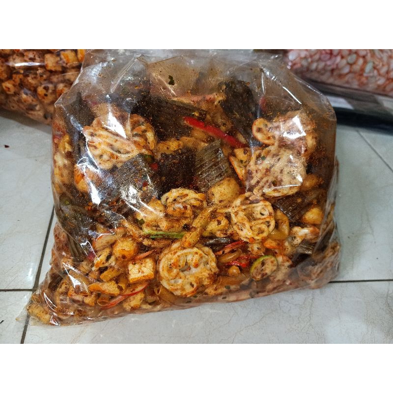

Seblak Campur/mix Extra pedas daun jeruk netto 1KG/ cemilan instan pedas