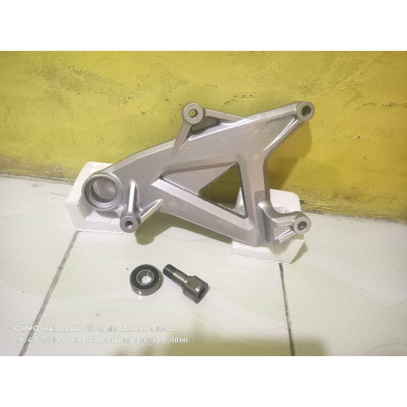Arm custom PNP Vario karbu110