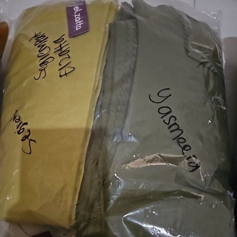 Segiempat polos sekolah Elzatta / Segiempat Shamora Elzatta SALE CUCI GUDANG / Keisha Vabira Elzatta