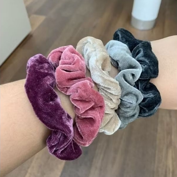 Scrunchie Bludru Ikat Rambut Cepol Hijab Bahan Bludru