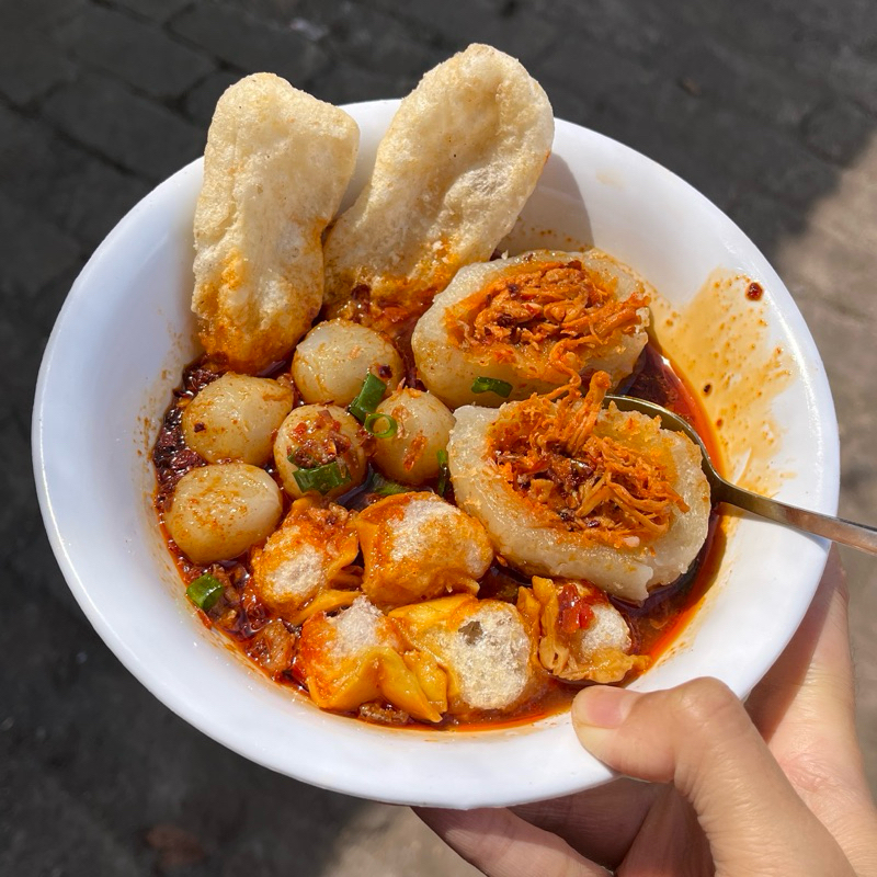 

Baso aci chilli oil best seller ayam suwir, moza, tetelan, sosis