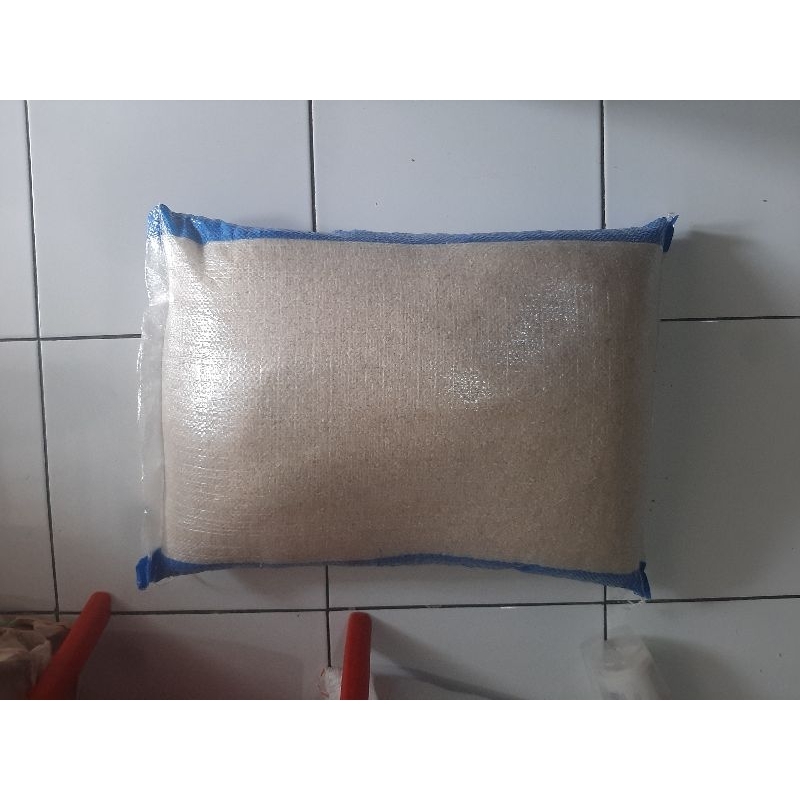 

Beras Spesial kemasan 15kg