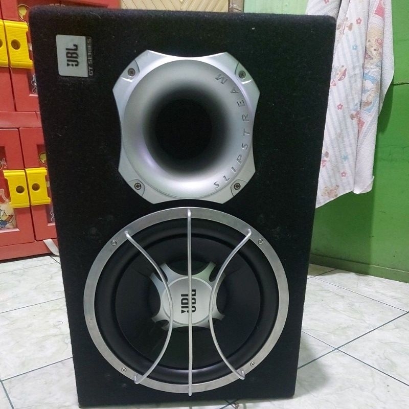 subwoofer aktif jbl GTO1240 P
