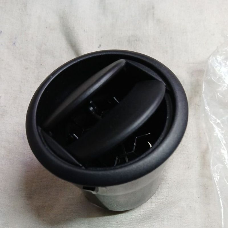 kisi ac pinggiir original isuzu traga