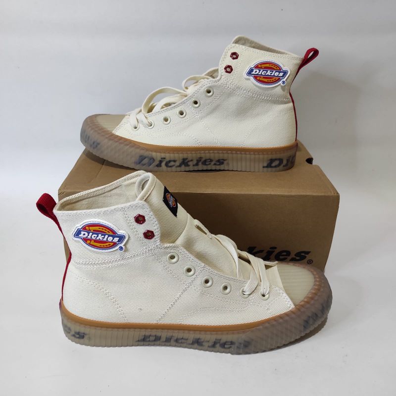sepatu dickies