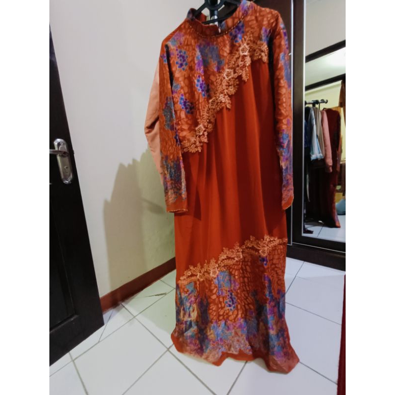 gamis bata motif