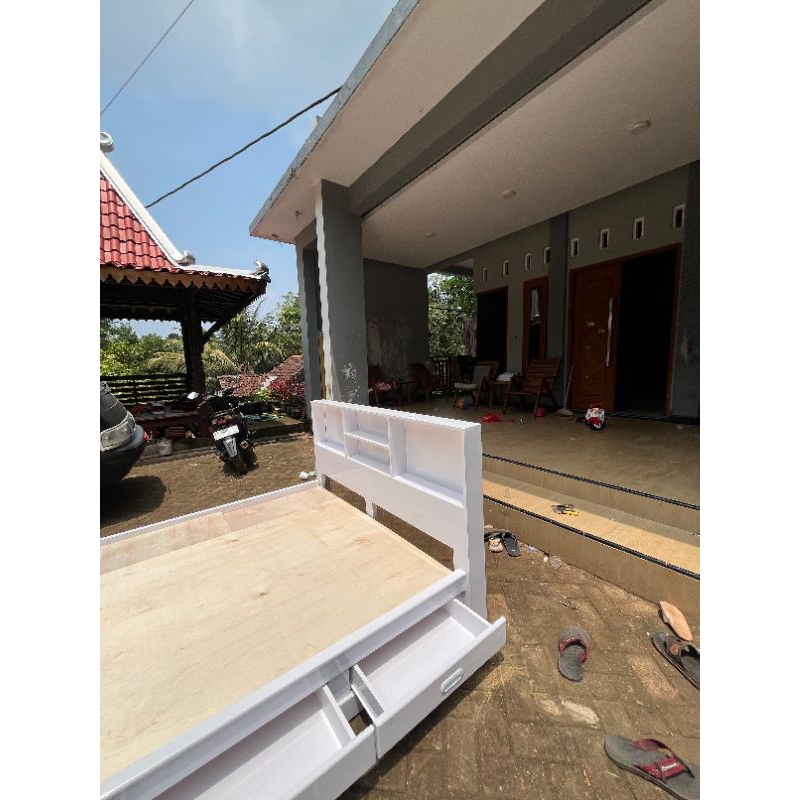 dipan laci minimalis || tempat tidur laci || dipan laci