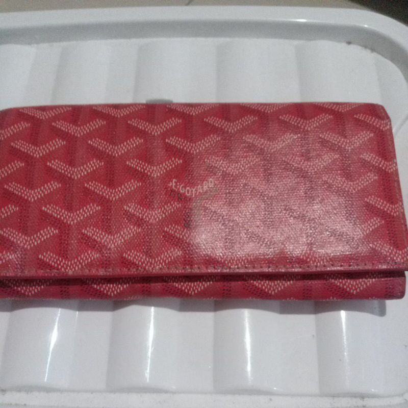 Dompet Goyard merah preloved