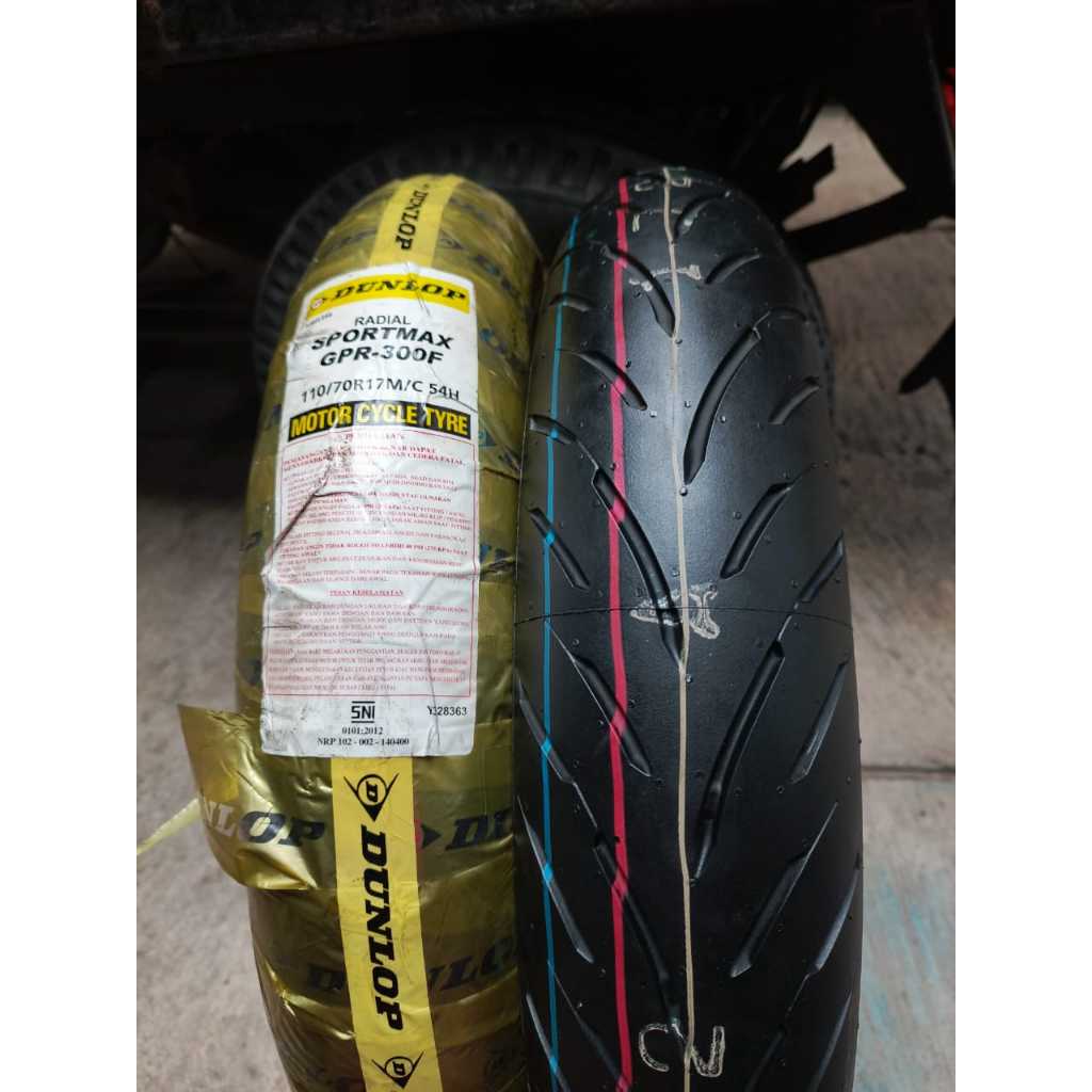 Ban Dunlop Sportmax GPR 300 Ring 17 Tubeless Murah Ring 17 Ban Luar Supermoto Ukur 110/70-17