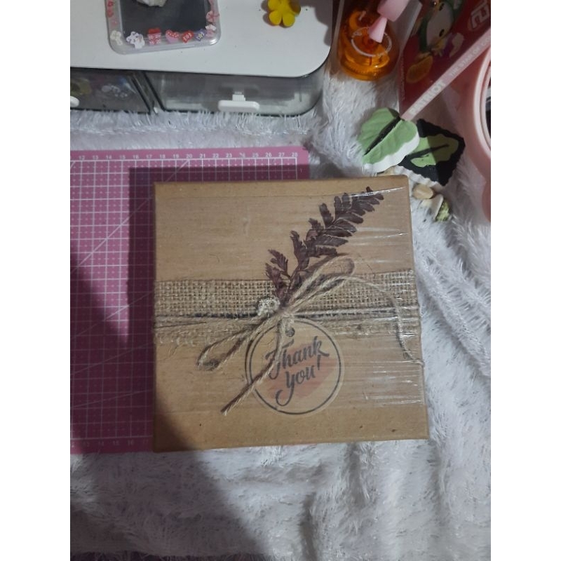 

gift box | box hampres | kotak kado ulang tahun