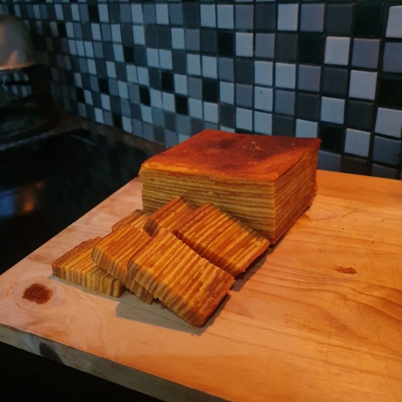 

Lapis Legit by Lola's Bakehouse