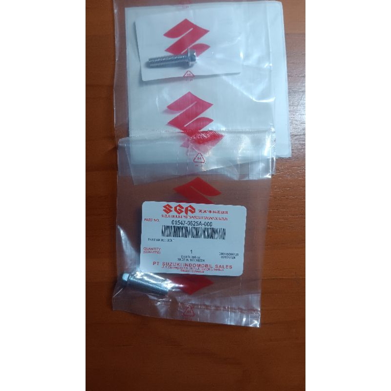 Baut pendek tutup filter oli Suzuki Shogun 125 FL , Axelo Original SGP 01547-0625A-000