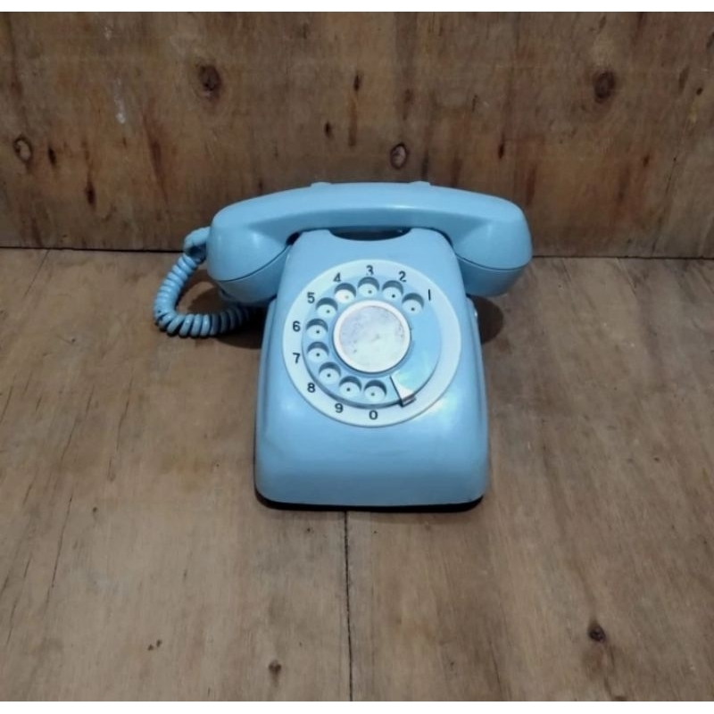 Telepon rumah telepon putar telepon kabel vintage jadul antik lawas kuno