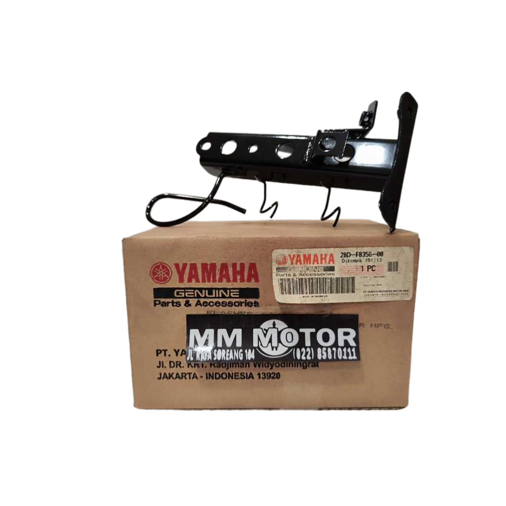 Stay 1 Dudukan Cover Depan Mio Garnis 28D-F8356-00