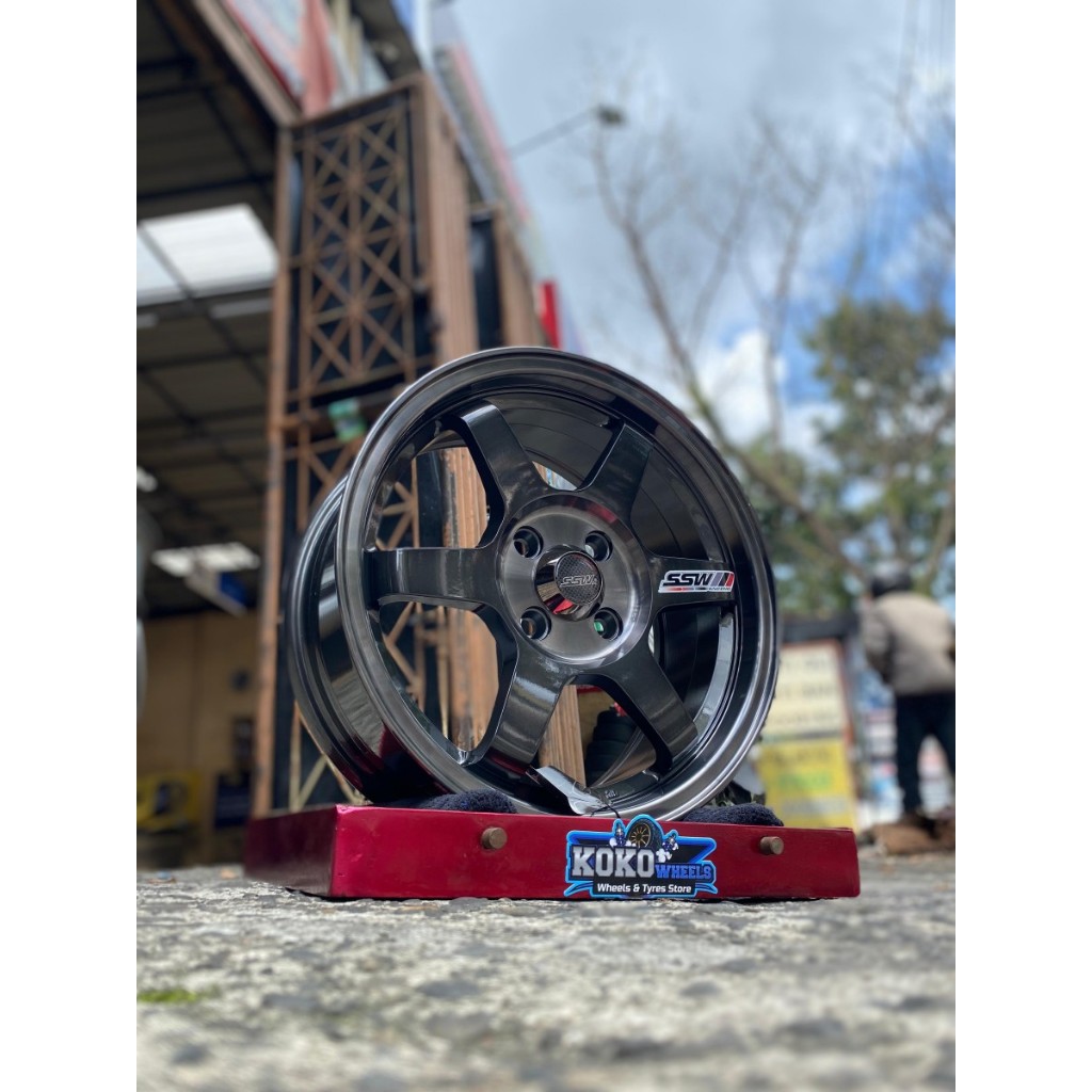 Velg Mobil SSW S205 Ring15 Bisa Untuk Mobil Agya Jazz Yaris Brio Dan lain-lain