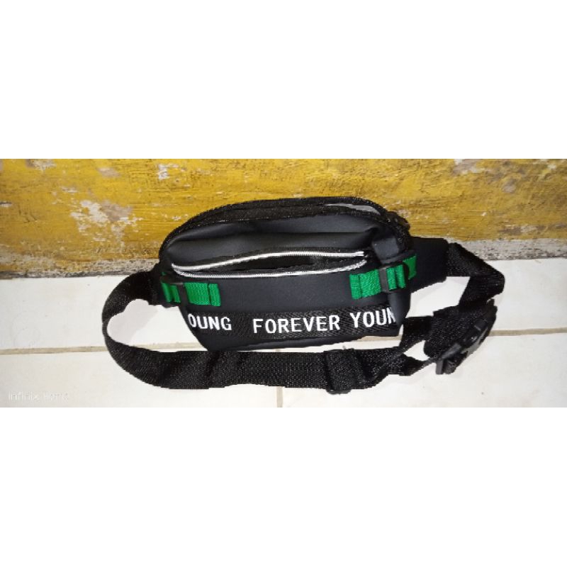 Tas / Bag / Waistbag/ Tas Selempang / Tas Bahu merk Forever Young