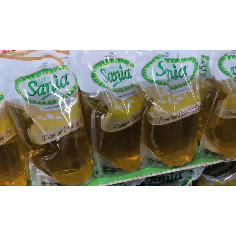 

minyak goreng sania refill 2 liter