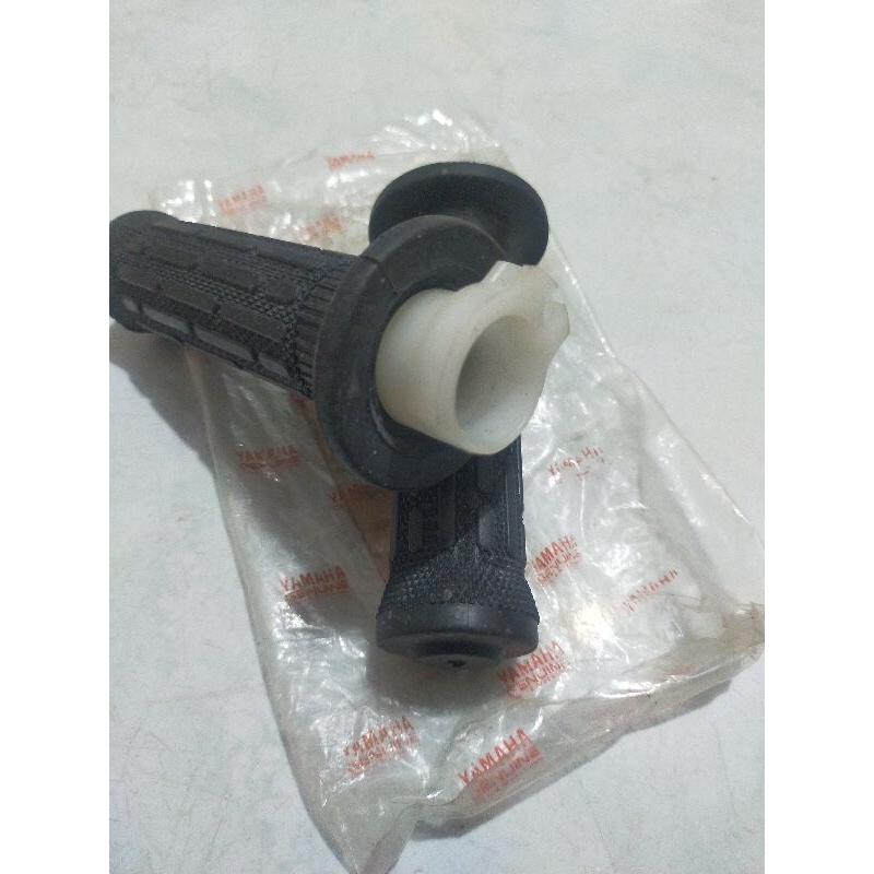 handgrip hanspat karet setir kanan kiri Yamaha Alfa  original YGP