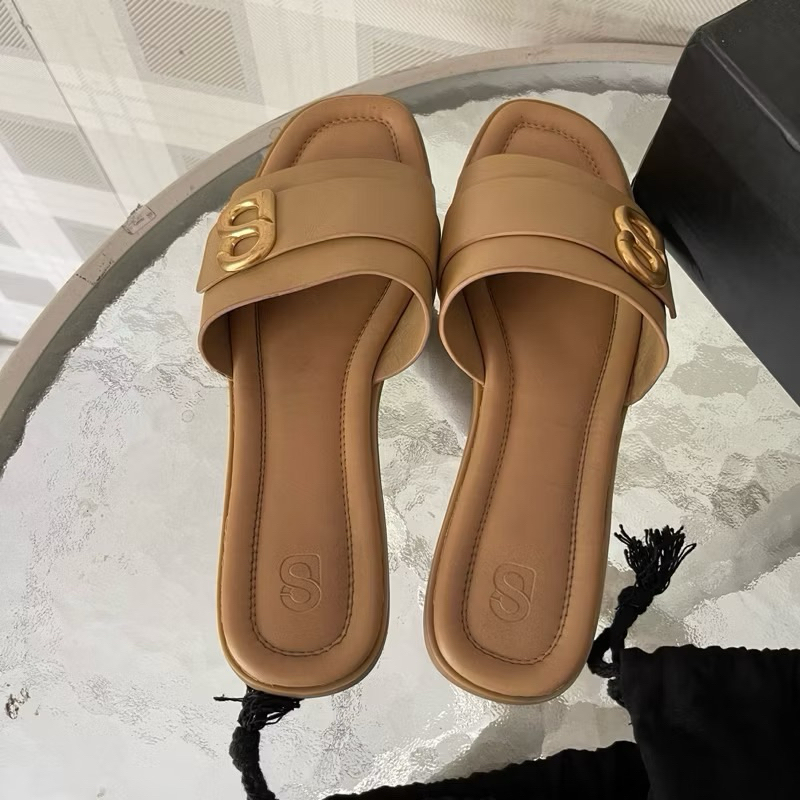 [PRELOVED] SALE Buttonscarves Fika Sandal Preloved Tan Slip On Sendal Sandal Flat Bukan Shoes Heels 